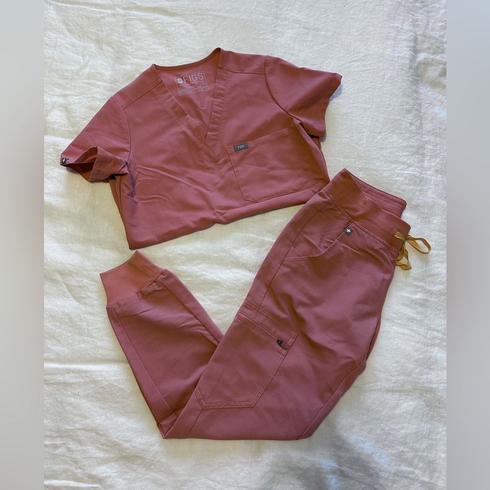 Figs Mauve SET Catarina Top XXS and Zamora Jogger XXS sold as Set.